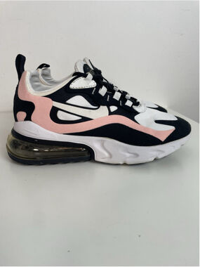 Nike Air Max 270 React Sneakers Women’s Size 7 Bleached Coral Black White